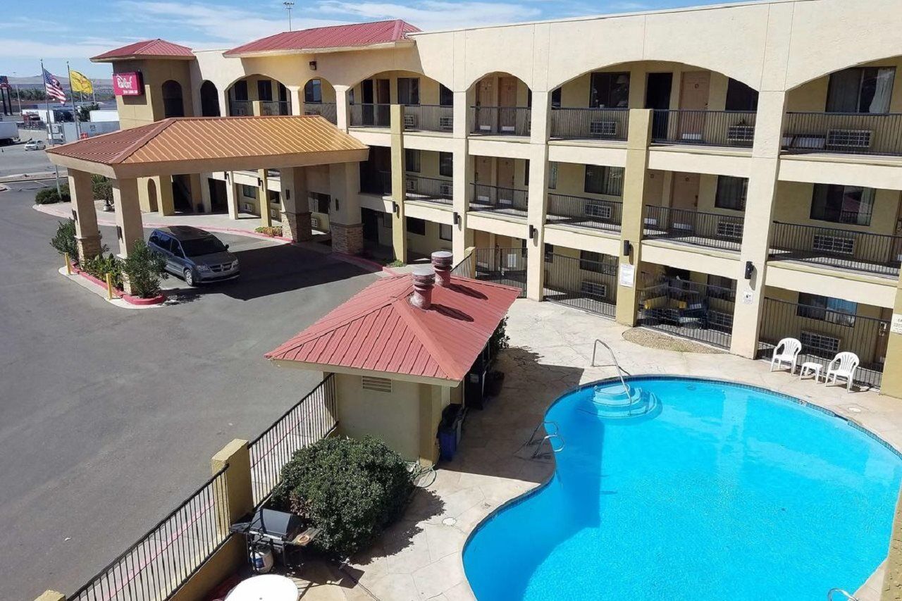 Red Roof Inn Albuquerque - Midtown Екстер'єр фото