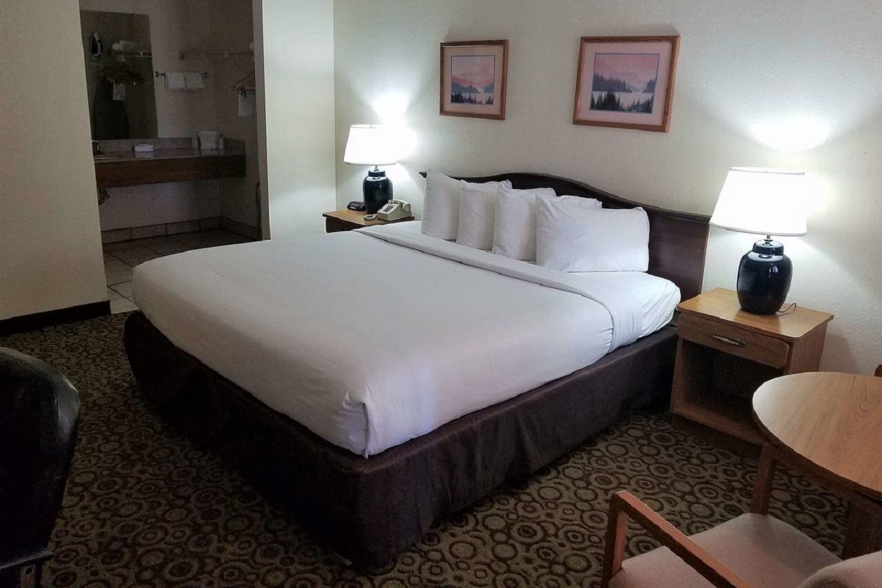 Red Roof Inn Albuquerque - Midtown Екстер'єр фото